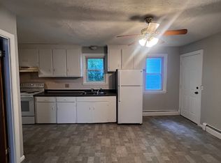 621 3rd St #2S, Fall River, MA 02721