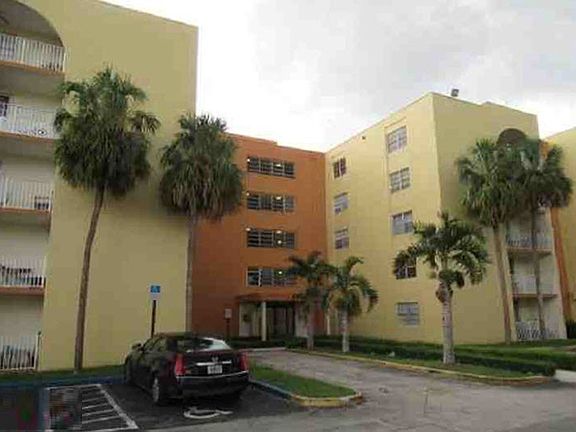 2nd image of 6980 NW 186th St APT 3-222