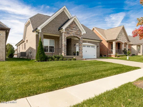 1290 Conservatory Ln, Louisville, KY 40223