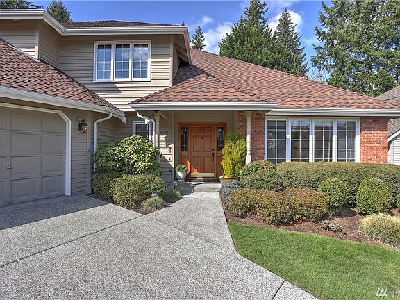 Nestled in a quiet cul-de-sac, in coveted Livingston, this classic Buchan is sure to delight your senses!  
