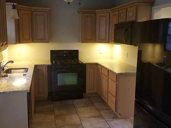Kitchen with gas range