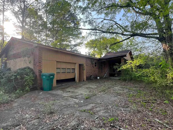 10464 Beulah Lake Ln, Cottondale, AL 35453