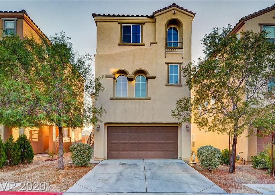 1st image of 10485 Mandolina Hills St