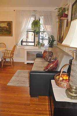 Sold by Chartwell Forest Hills Realty | media 21