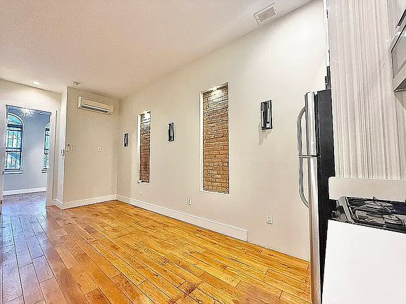 5th image of 1468 Bushwick Ave APT 1L
