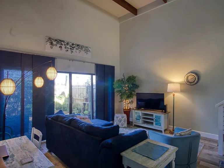 31 Emerald Ct — Photo 23
