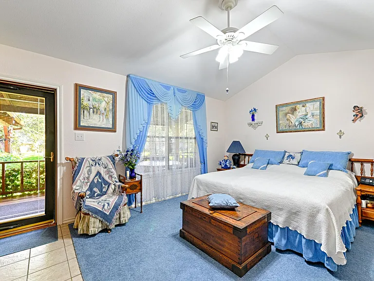 105 Santee Dr — Photo 16