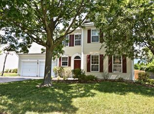 8 Wyckoff Dr, Pennington, NJ
