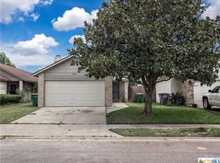 518 Rattan Dr, Victoria, TX 77901