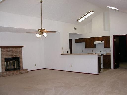 5th image of 754 BRIAR BEND DR