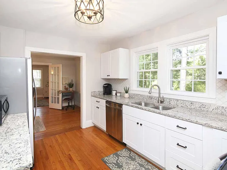 975 Wait Ave — Photo 10