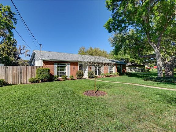 2nd image of 1724 Silverwood Dr