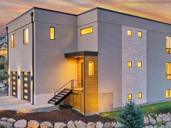 1846 E Orchard Hollow Ln, Holladay, UT 84124