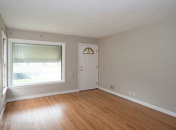 2nd image of 1118 S 30th Ave