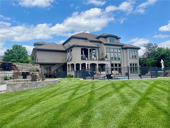 5th image of 8075 Green Glades Ct