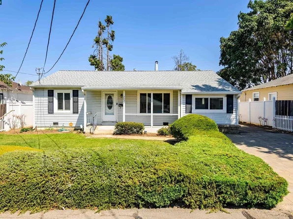 2032 Beach St, Concord, CA 94519