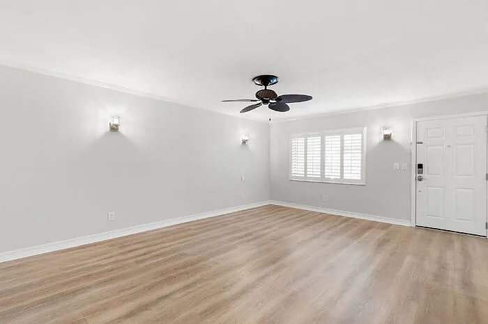 2 bed, 2.0 bath, 880 sqft, $1,800 — Photo 4