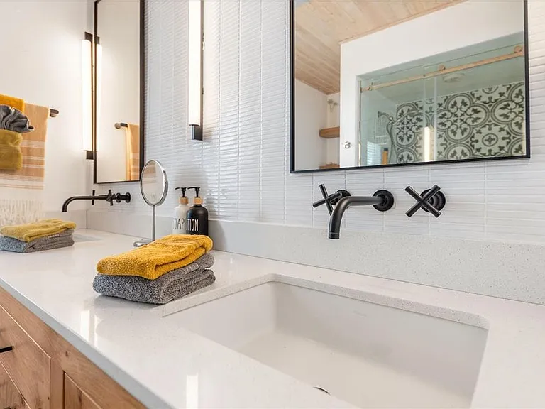 9498 Alborado Rd — Photo 28