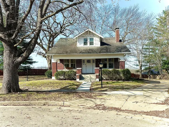 1000 Fairmount Ct, Jefferson City, MO 65101