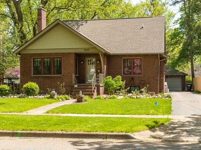 1328 Miles Ave, Kalamazoo, MI, 49001