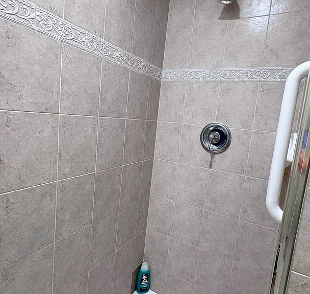 6828 Toland Dr #402 — Photo 17