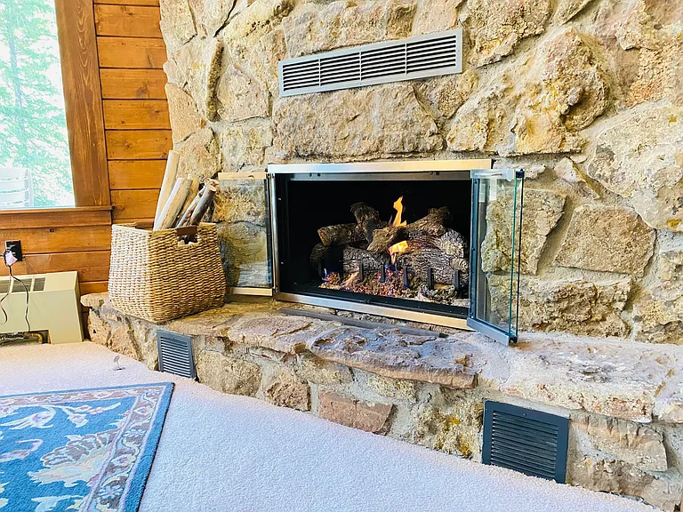 4150 Columbine Dr — Photo 12
