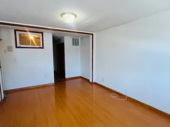 38 Stuyvesant Avenue image 11 of 13