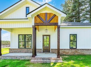 1801 W Hobbs St, Athens, AL 35611