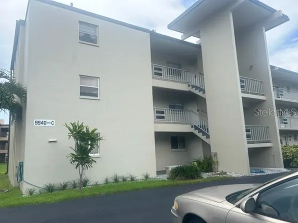 9940 47th Ave N APT 119, Saint Petersburg, FL 33708