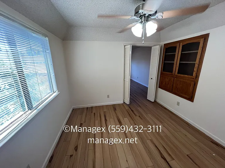 9364 N Archie Ave — Photo 4