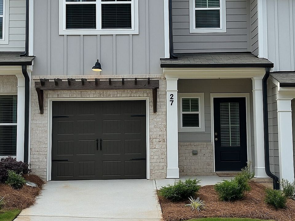 1st image of 27 Benscot Dr