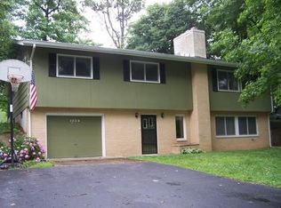 1034 Glenn Rd, Murphysboro, IL 62966