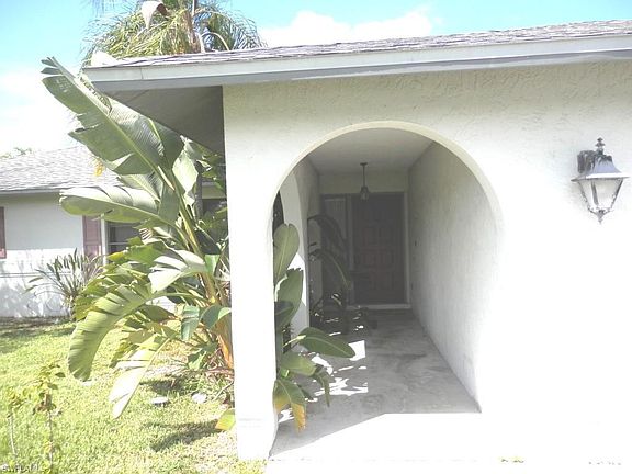 3rd image of 502 SE 17th Ave