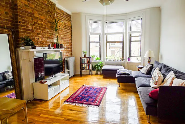 Rented by Corcoran | media 2