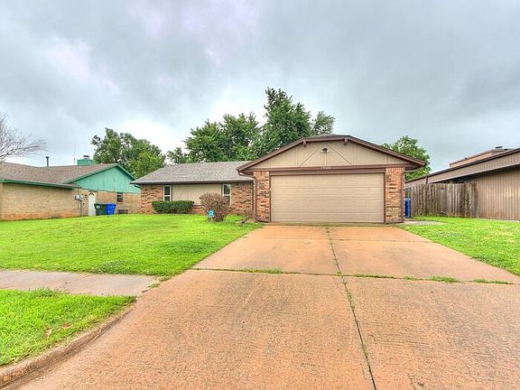 5th image of 1906 Morren Dr