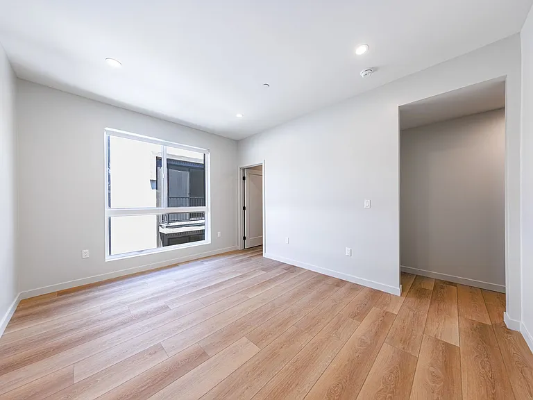 Rare Brand New Luxury Townhomes in Trendy Highland Park — Photo 30