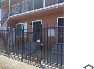 100 E 66th St APT 2, Los Angeles, CA 90003