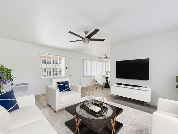 5th image of 13060 Burbank Blvd #17