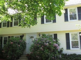 9 Pinewood Rd, Chelmsford, MA 01824