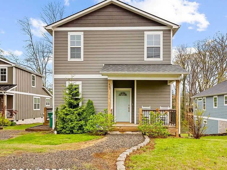 864 Sand Hill Rd — Photo 2
