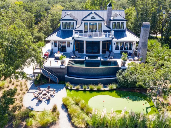 895 White Point Blvd, Charleston, SC 29412