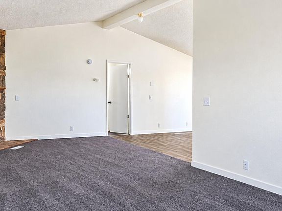 2nd image of 1550 20th St W Space 72