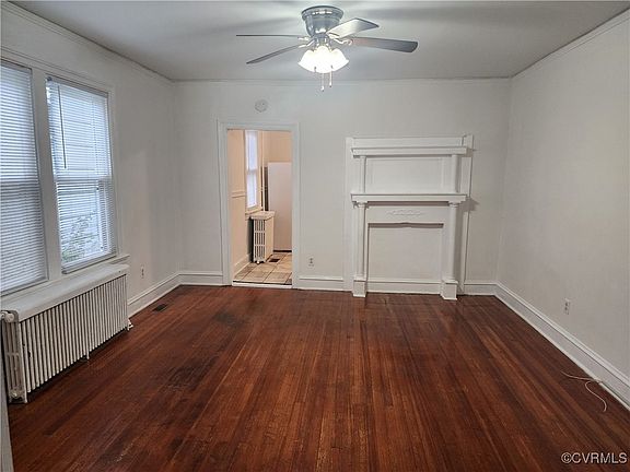 4th image of 7 E Blake Ln