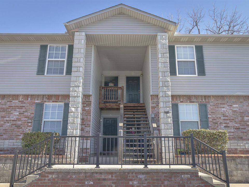 2nd image of 1605 Mayberry Dr #D