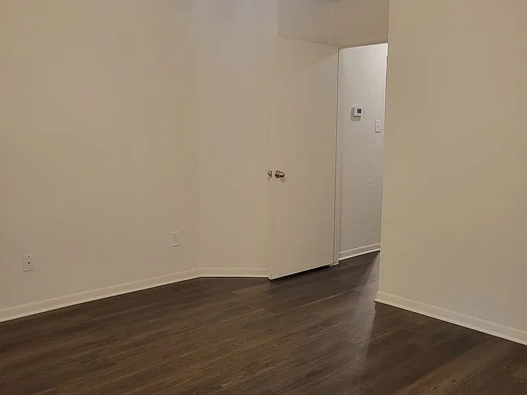 504 S Juanita Dr — Photo 15
