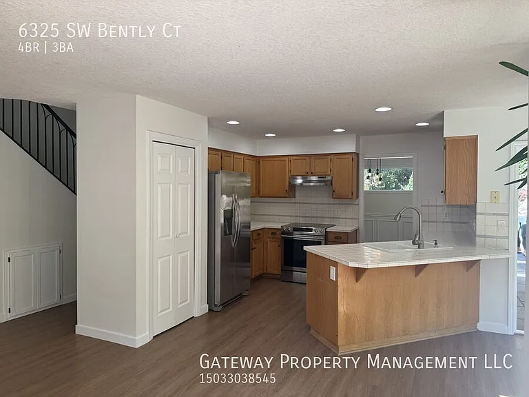 6325 SW Bently Ct — Photo 9
