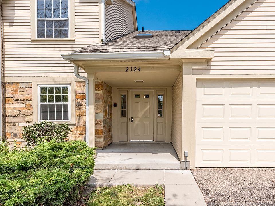 1st image of 2324 Knollwood Ct Unit V1