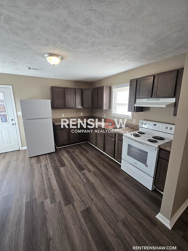 3 bed, 2.0 bath, 1092 sqft, $1,155 — Photo 3