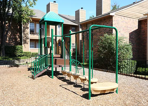 Dove Park Apartments Photo 1