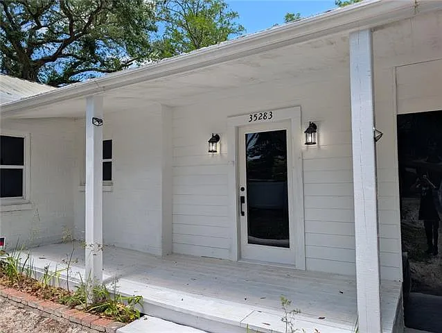 35283 Fleetwood Dr — Photo 7